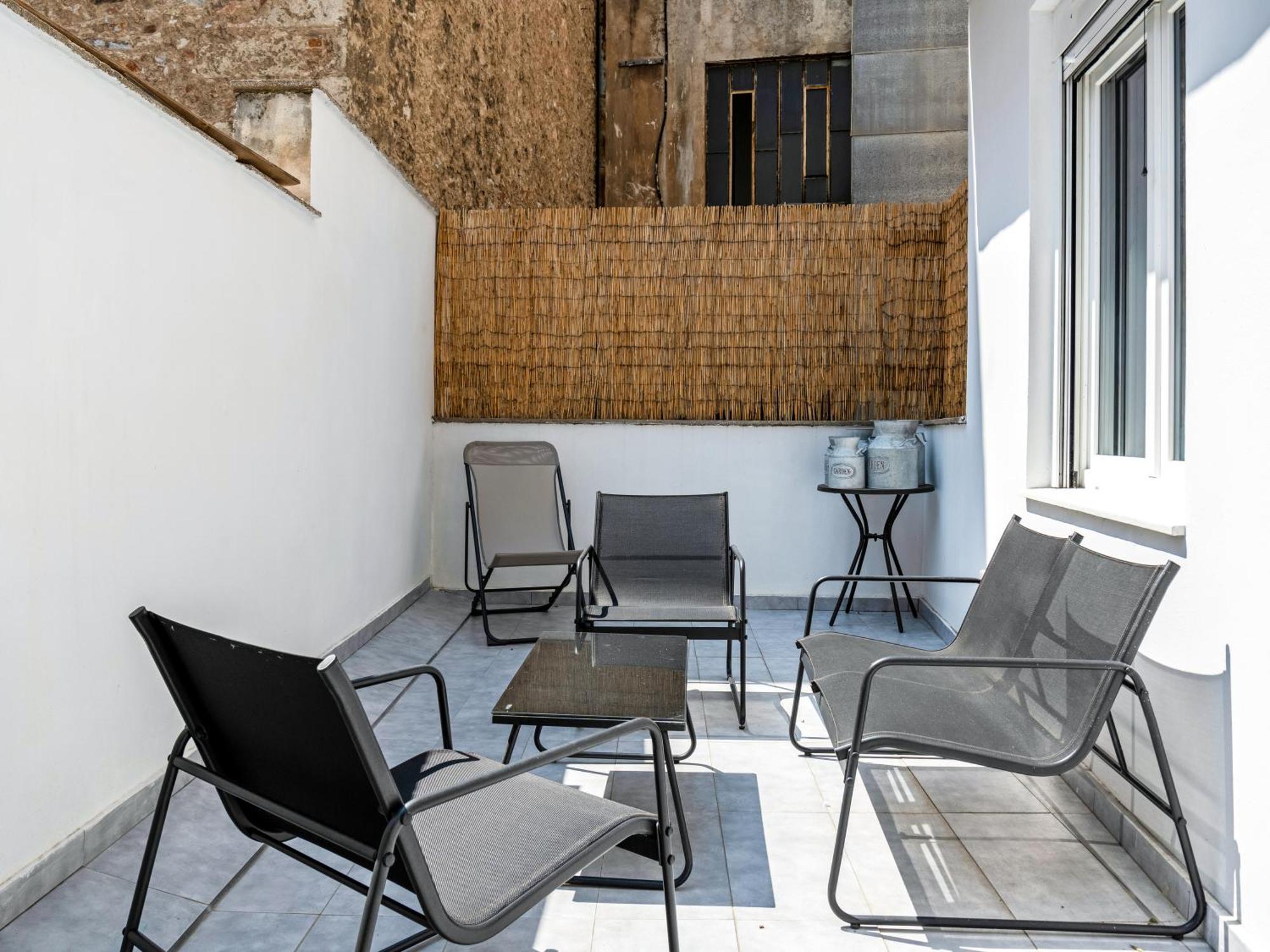 אתונה Yalarent Luxury Apartments In The Heart Of The City מראה חיצוני תמונה