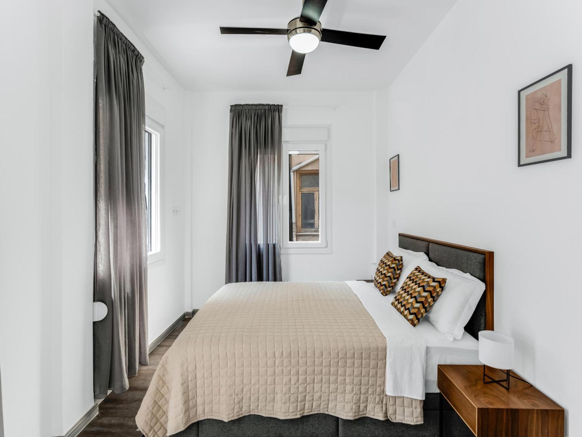 אתונה Yalarent Luxury Apartments In The Heart Of The City מראה חיצוני תמונה