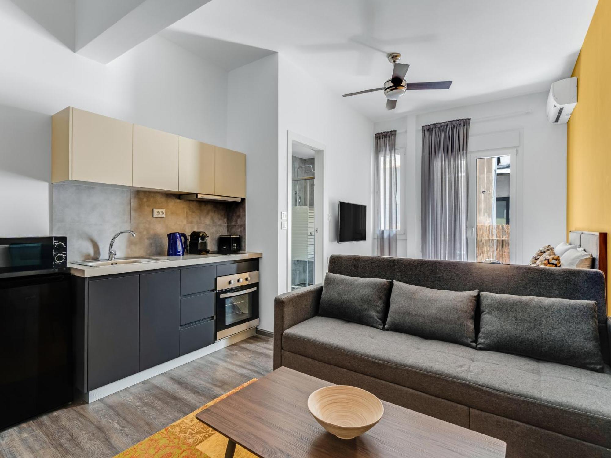 אתונה Yalarent Luxury Apartments In The Heart Of The City מראה חיצוני תמונה