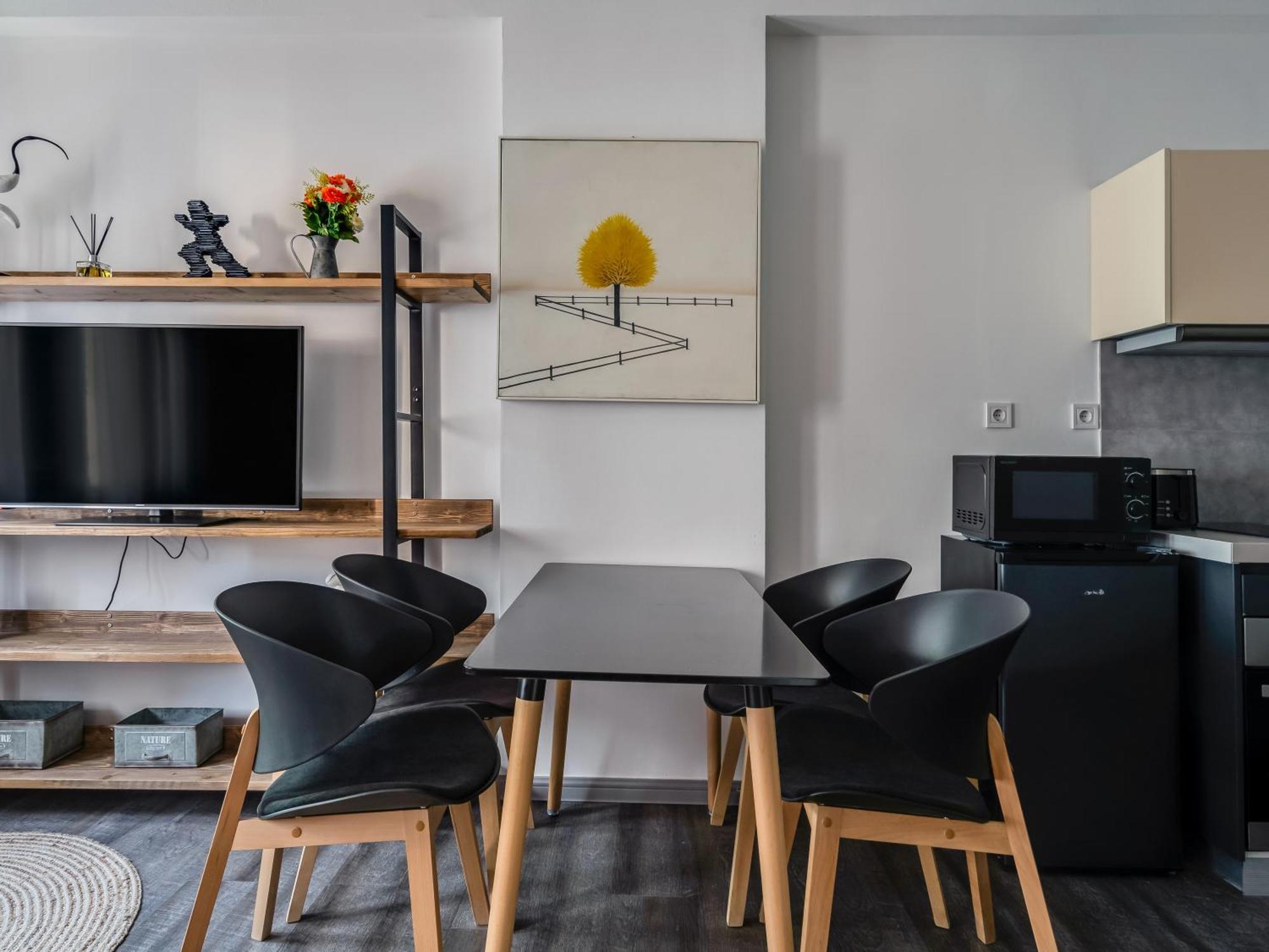 אתונה Yalarent Luxury Apartments In The Heart Of The City מראה חיצוני תמונה
